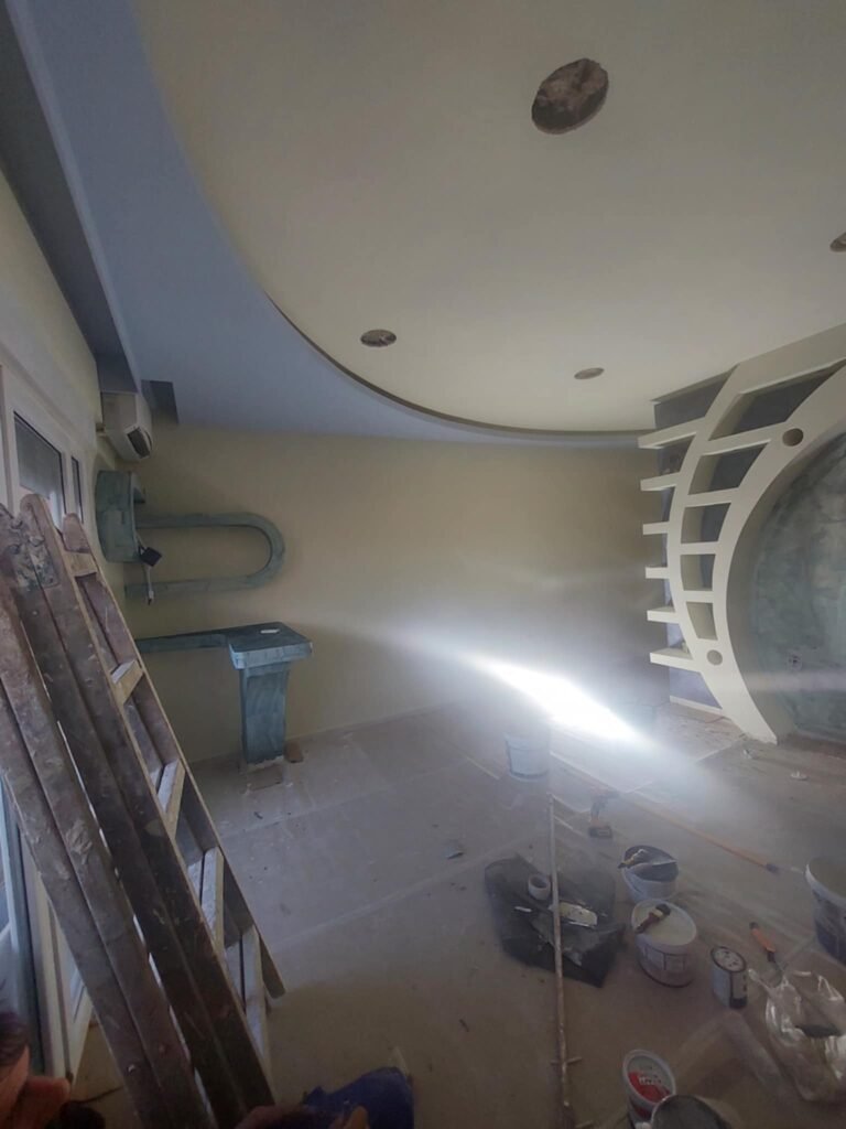 Οροφή με γυψοσανίδα και φωτισμό